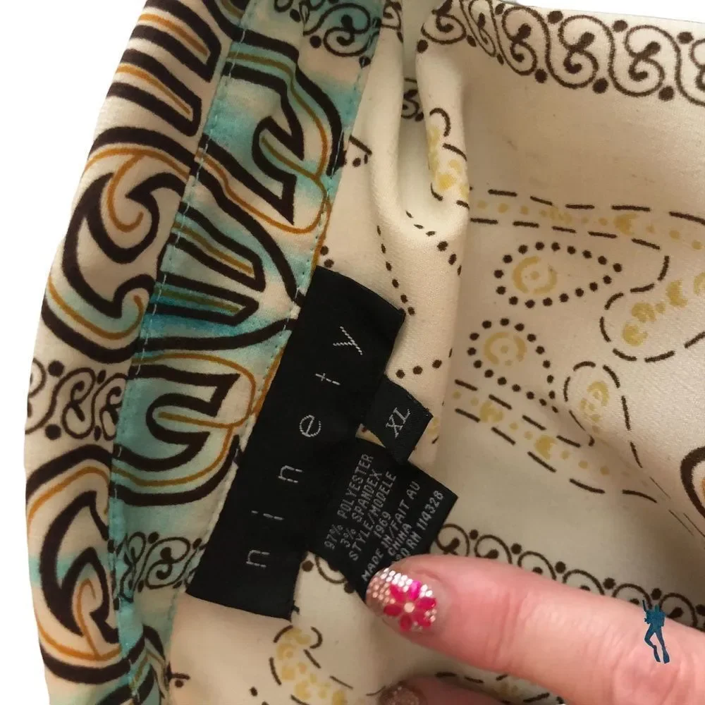 NINETIES Beautiful tribal print.    X-LARGE - Picture 5 of 6